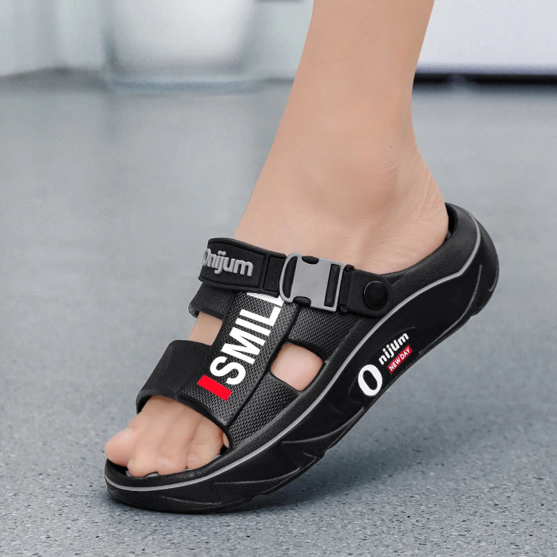 2025 Men’s Massage Slippers – Indoor/Outdoor Comfortable Slides | شباشب تدليك رجالي 2025 – مريحة للاستخدام الداخلي والخارجي